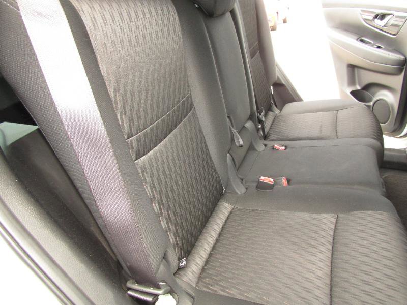 Used 2018 Nissan Rogue S image 24