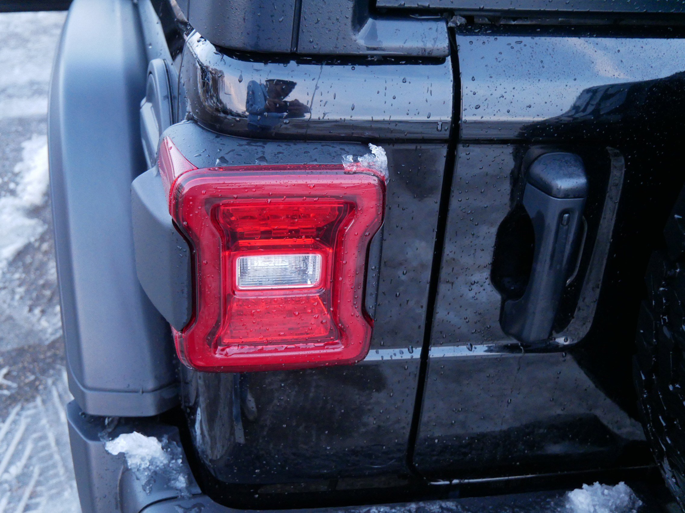 Used 2024 Jeep Wrangler Unlimited Rubicon image 15