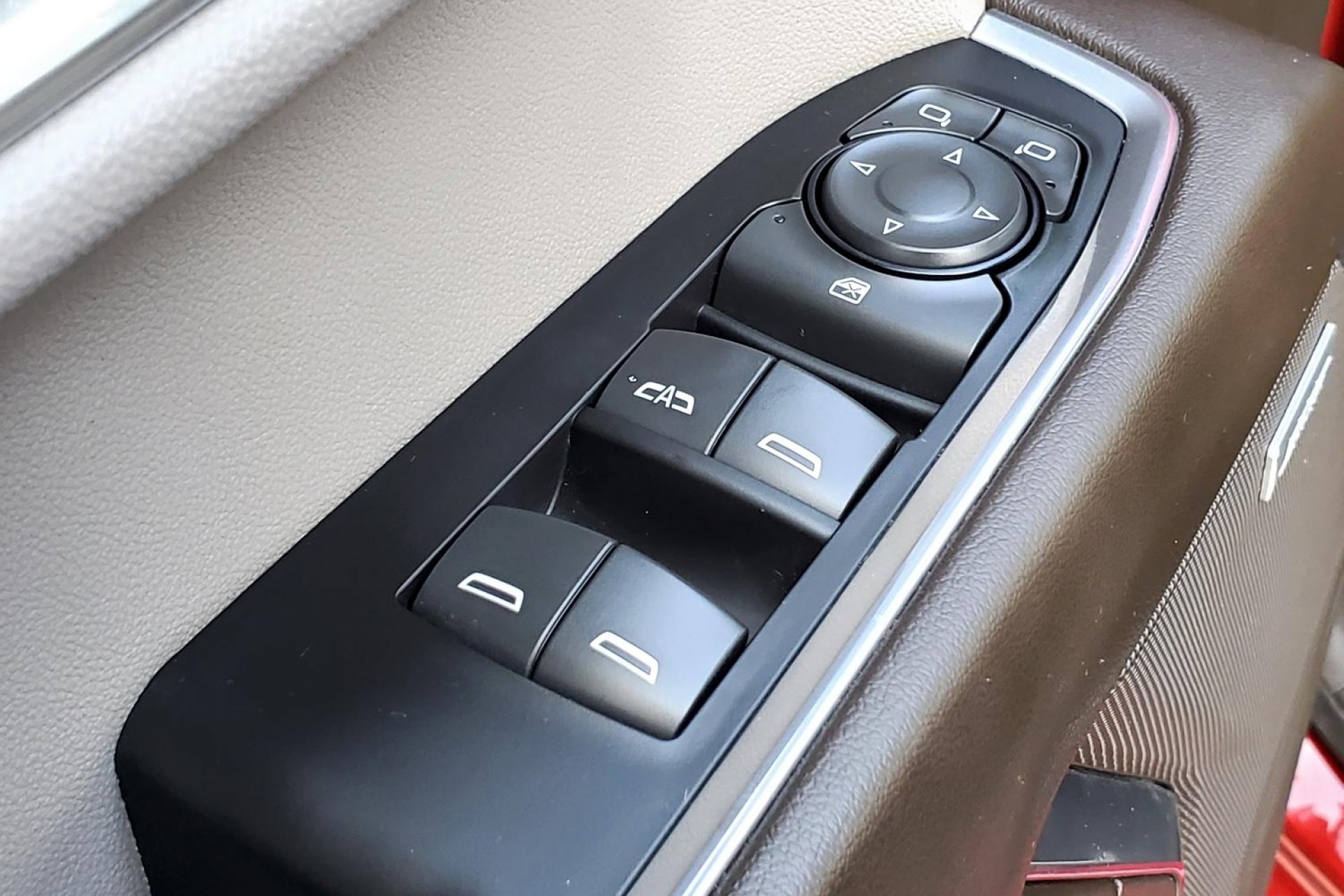 Used 2024 Chevrolet Silverado 1500 LT Trail Boss w/ LT Trail Boss Premium Package image 19