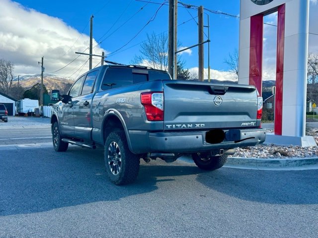 Used 2017 Nissan Titan PRO-4X w/ Pro-4x Convenience Package image 5