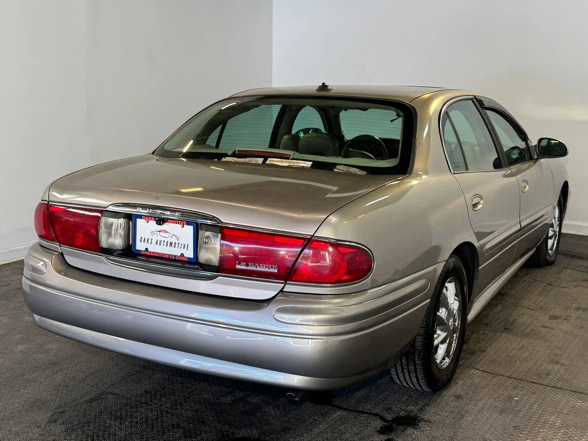 Used 2003 Buick Le Sabre Limited w/ Celebration Edition Package FWD image 6