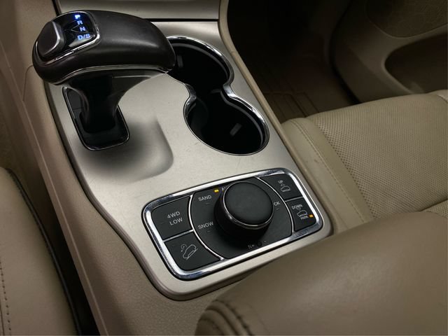 Used 2014 Jeep Grand Cherokee Overland AWD/4WD image 33