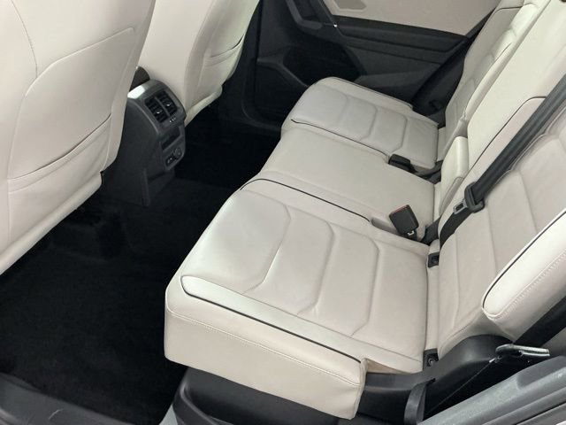 Used 2020 Volkswagen Tiguan SEL Premium R-Line AWD/4WD image 10