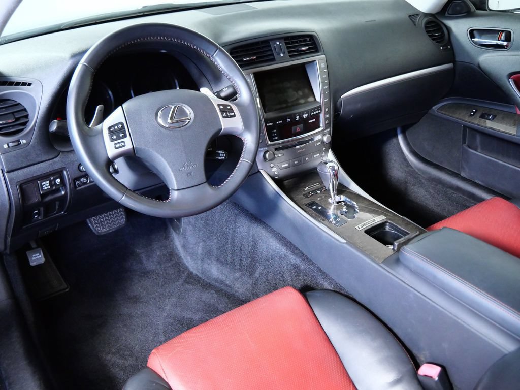 Used 2011 Lexus IS 350C w/ F-Sport Special Edition Pkg RWD image 3