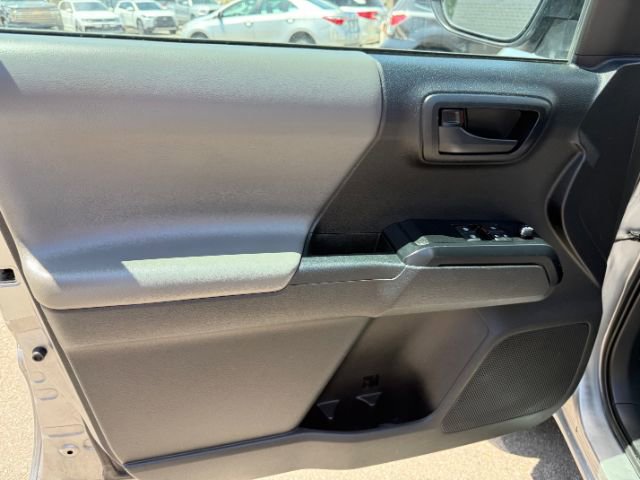 Used 2020 Toyota Tacoma SR image 10
