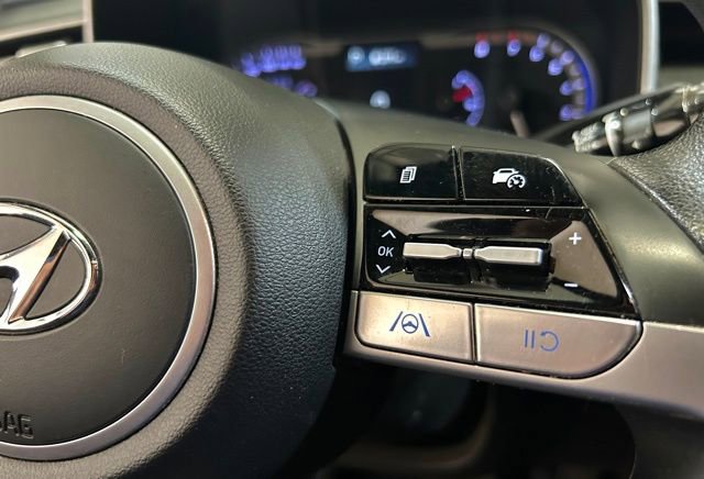 Used 2023 Hyundai Santa Cruz SEL image 22