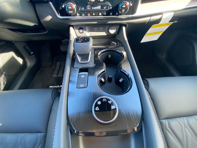 New 2026 Nissan Rogue Platinum image 17