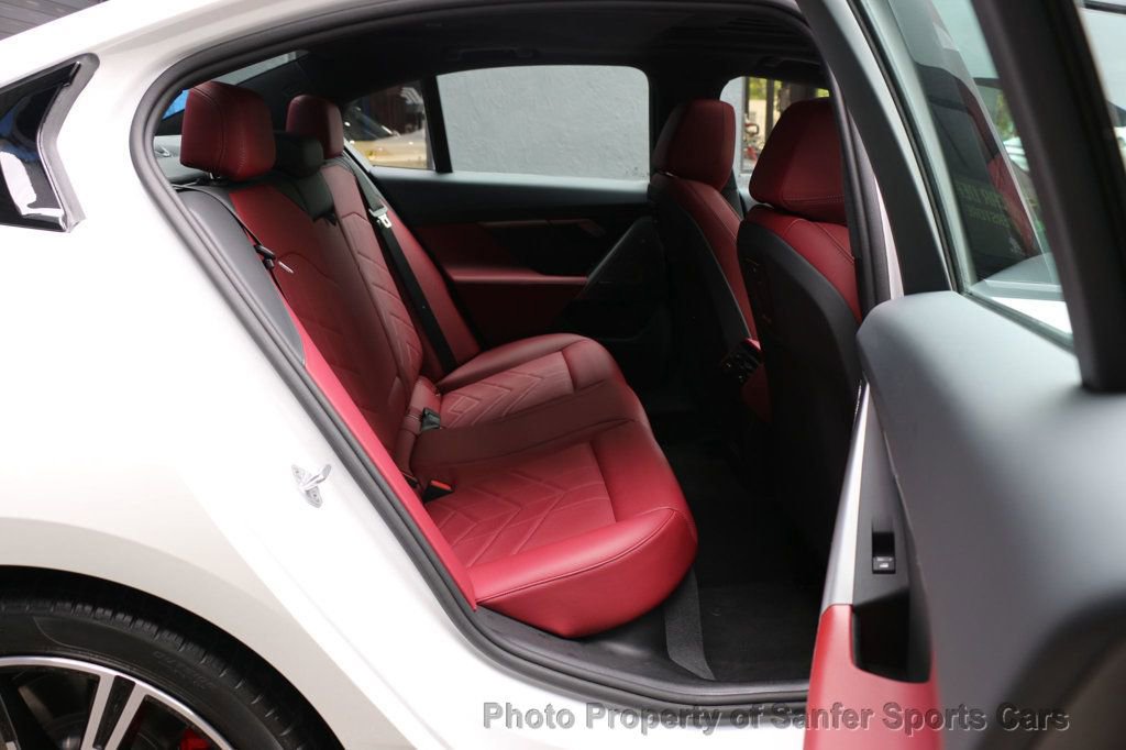 Used 2025 BMW 540i xDrive w/ Premium Package image 35