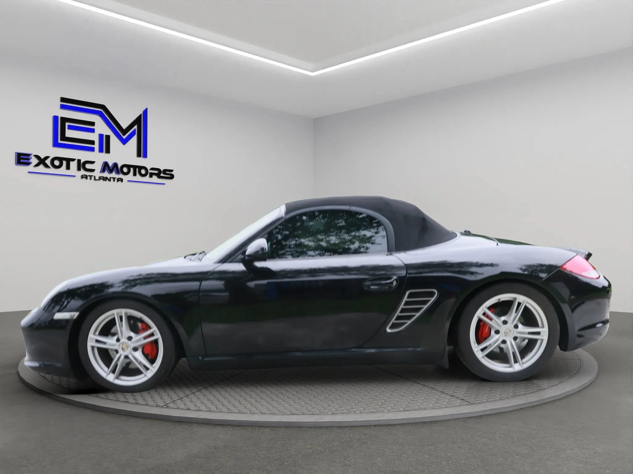 Used 2011 Porsche Boxster S RWD image 2