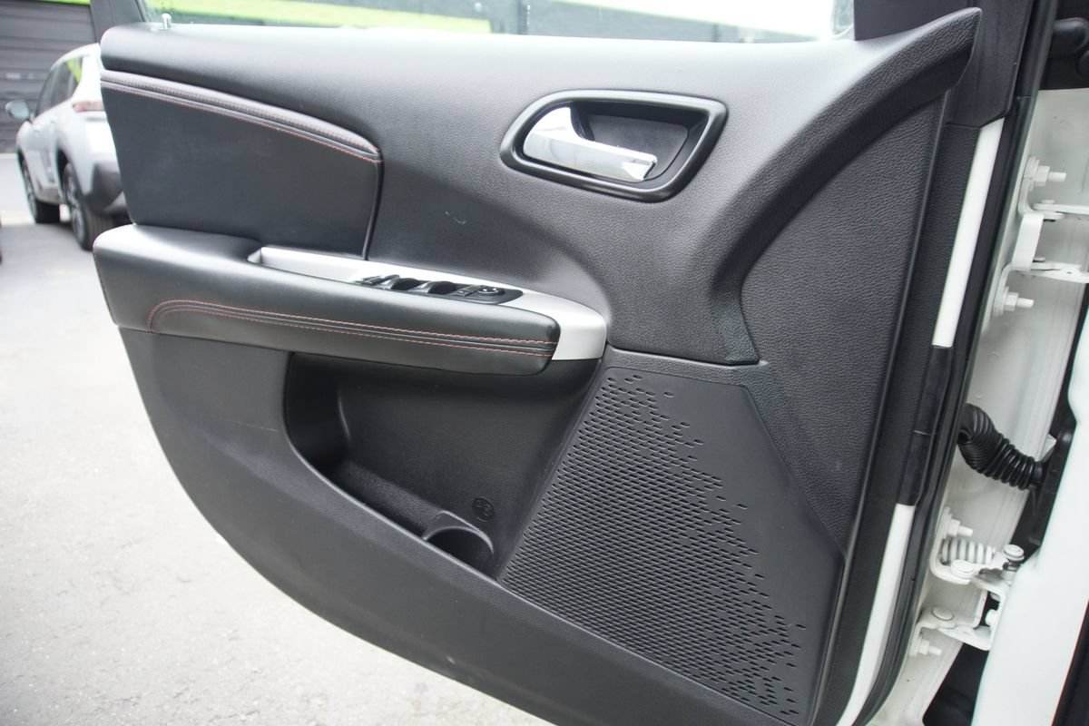 Used 2019 Dodge Journey GT AWD/4WD image 24