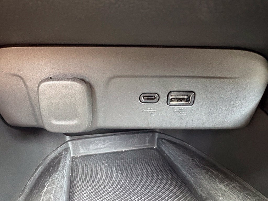 Used 2024 Chevrolet Trax ACTIV w/ Sunroof Package FWD image 23