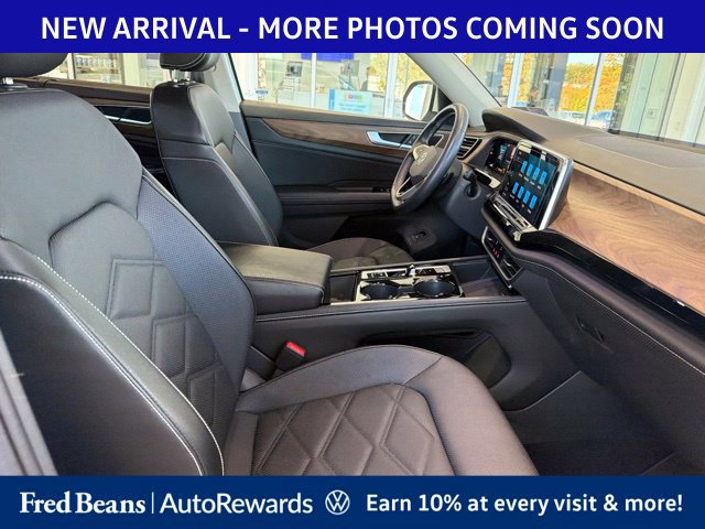 Used 2024 Volkswagen Atlas SE AWD/4WD image 8