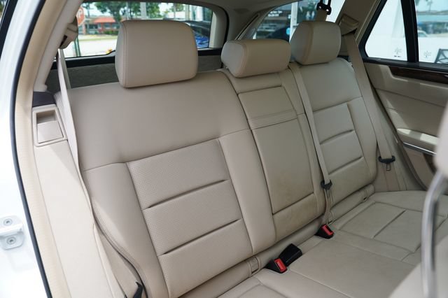 Used 2015 Mercedes-Benz E 350 4MATIC Wagon image 18
