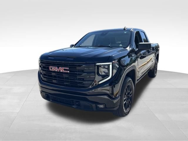 Used 2025 GMC Sierra 1500 Elevation AWD/4WD image 1