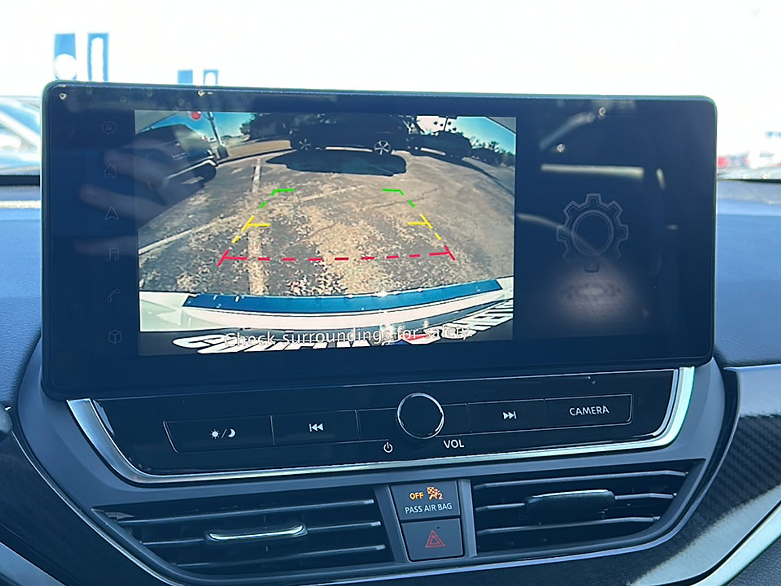 Used 2023 Nissan Altima 2.5 SR w/ SR Premium Package image 31