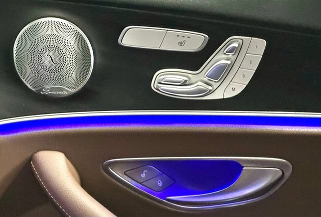 Certified 2017 Mercedes-Benz E 300 4MATIC image 35