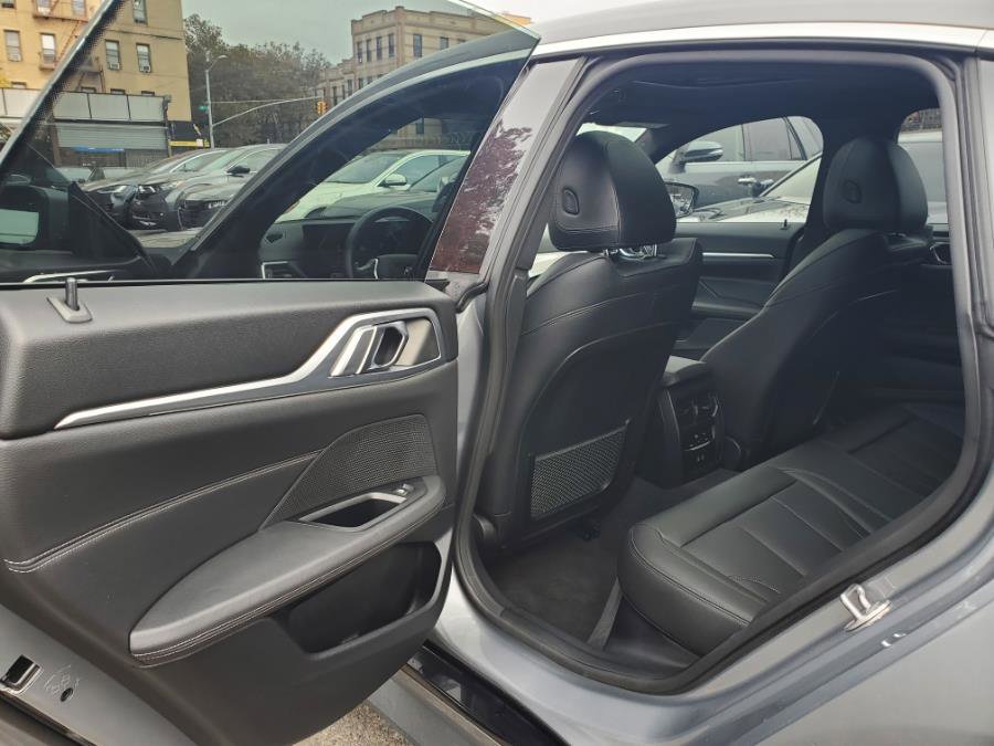 Used 2024 BMW 430i Gran Coupe xDrive w/ Premium Package image 9