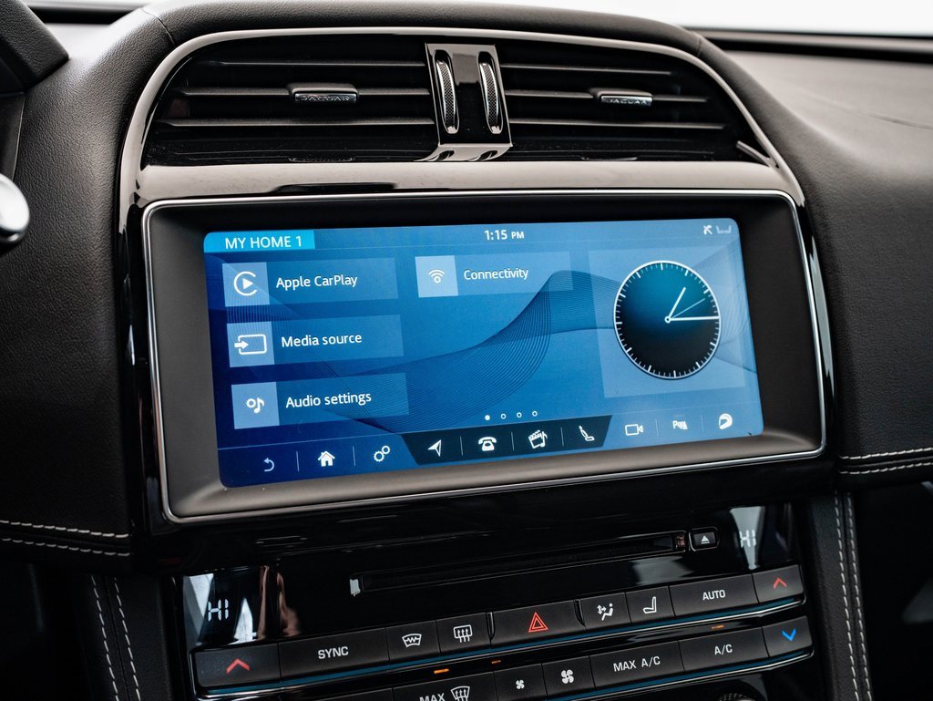 Used 2020 Jaguar F-PACE S image 30