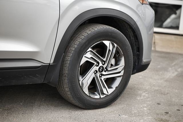 Used 2023 Hyundai Santa Fe SEL image 5