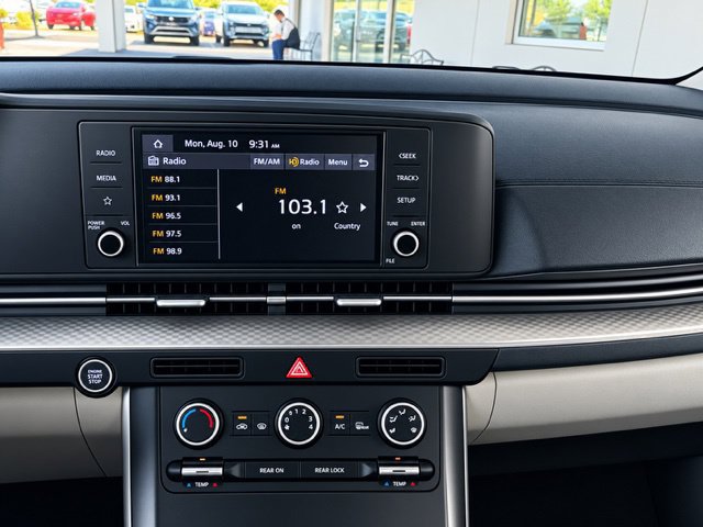 Certified 2023 Kia Carnival LX FWD image 13