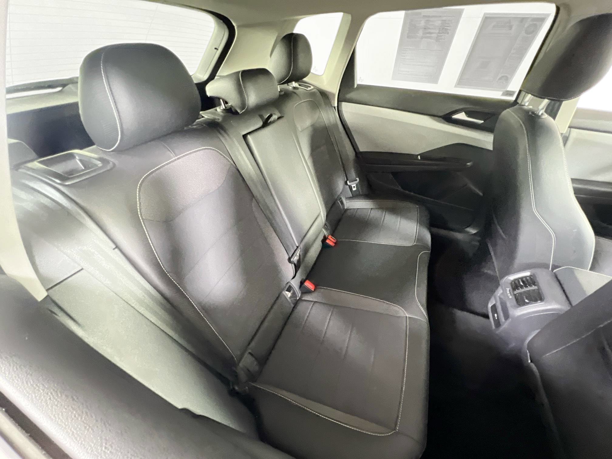 Used 2022 Volkswagen Taos SE image 26