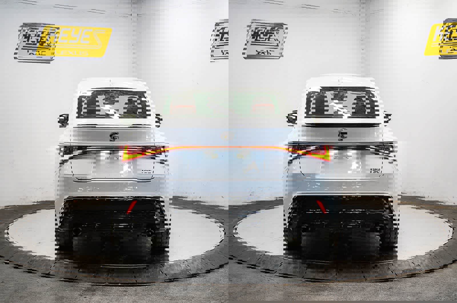 Used 2024 Lexus IS 350 F Sport w/ Memory Package image 3