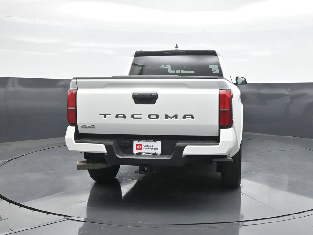 Used 2025 Toyota Tacoma SR5 AWD/4WD image 6