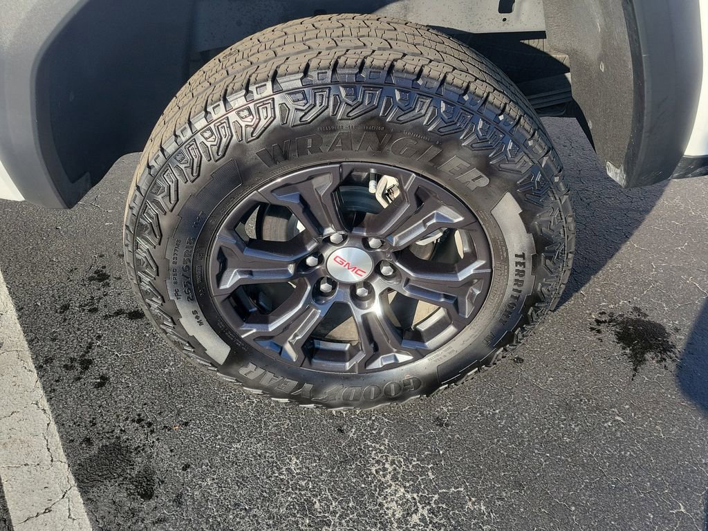 Used 2023 GMC Canyon Elevation w/ Elevation Premium Package image 7