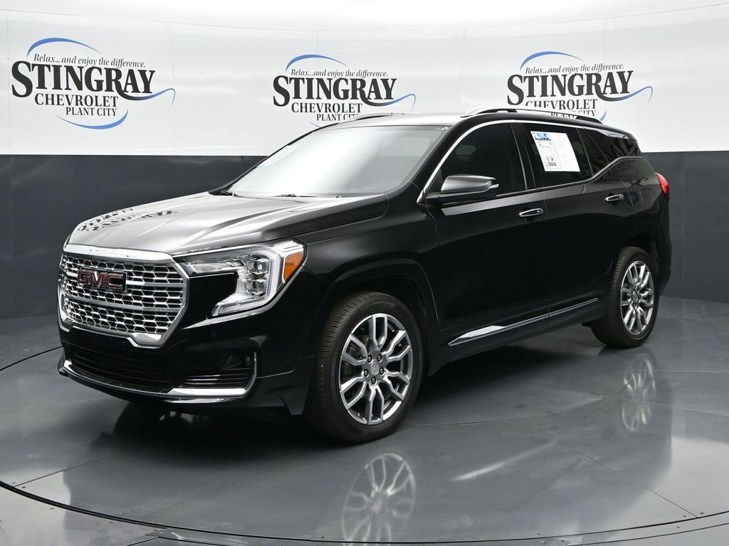 Certified 2024 GMC Terrain Denali image 4