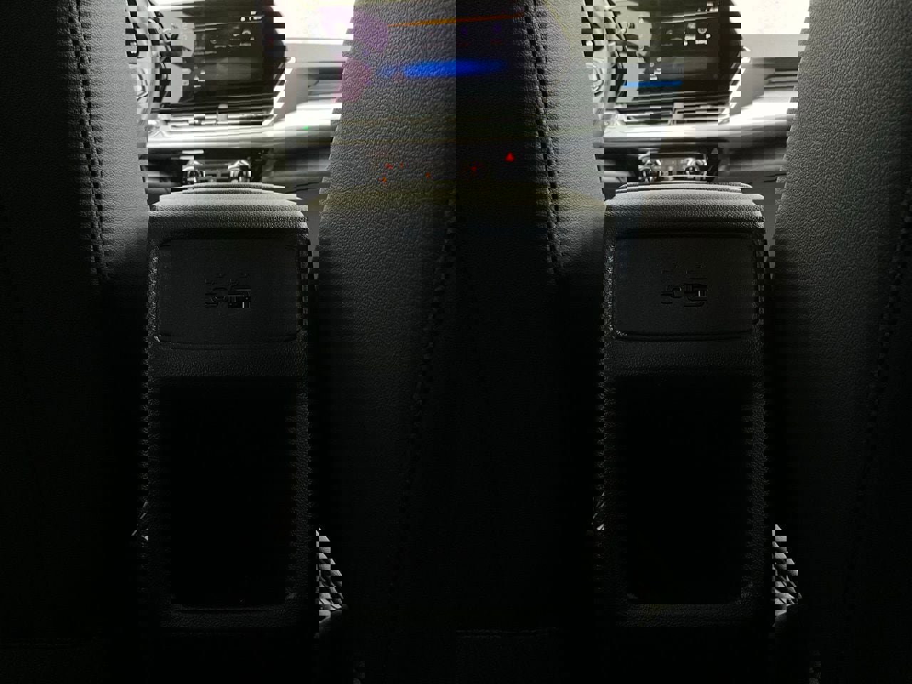 Used 2025 Chevrolet Trax LT image 12