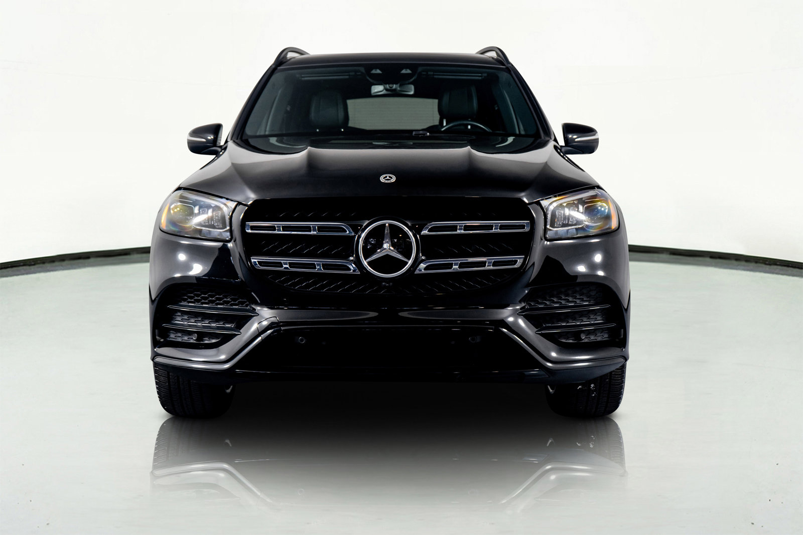 Used 2023 Mercedes-Benz GLS 580 4MATIC image 23