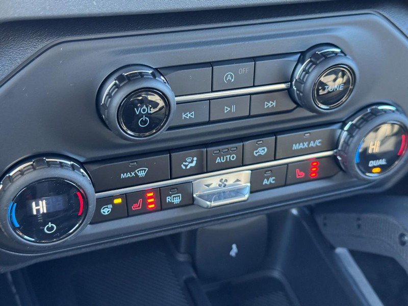 New 2025 Ford Bronco Outer Banks w/ Sasquatch Package image 17