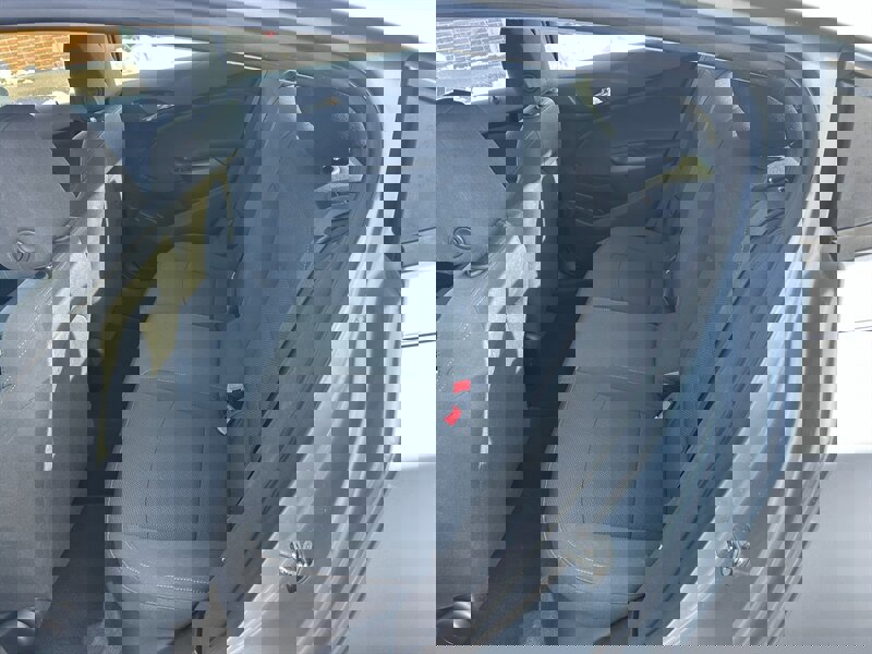 Used 2018 Chevrolet Cruze LS image 10