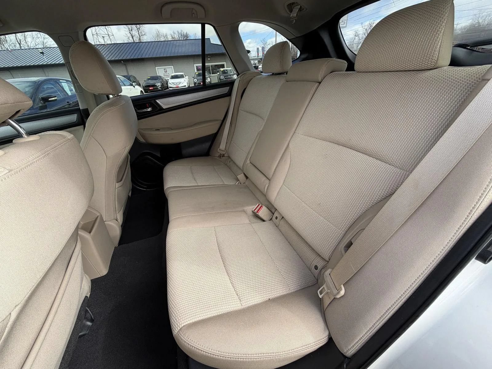 Used 2015 Subaru Outback 2.5i Premium AWD/4WD image 17