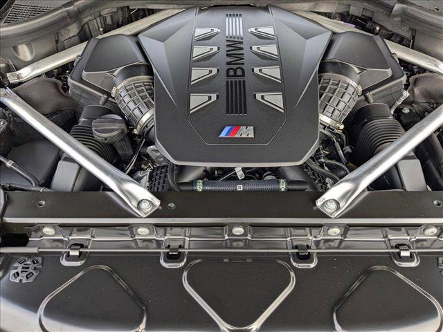 Used 2025 BMW X7 M60i image 17