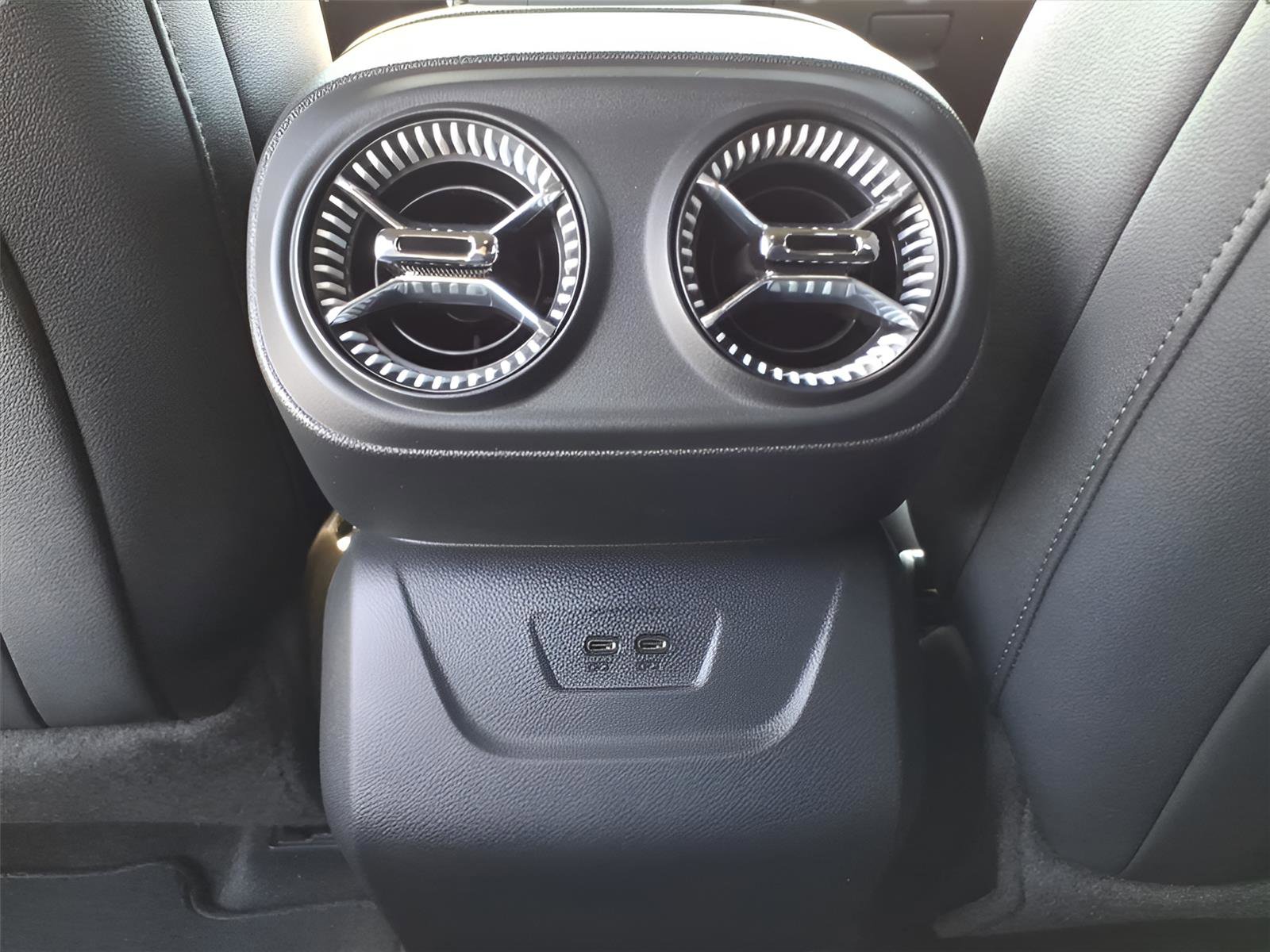 New 2025 Chevrolet Blazer EV LT image 13