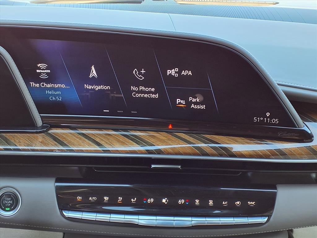 Used 2022 Cadillac Escalade Premium Luxury Platinum w/ Heavy-Duty Trailer Package image 29