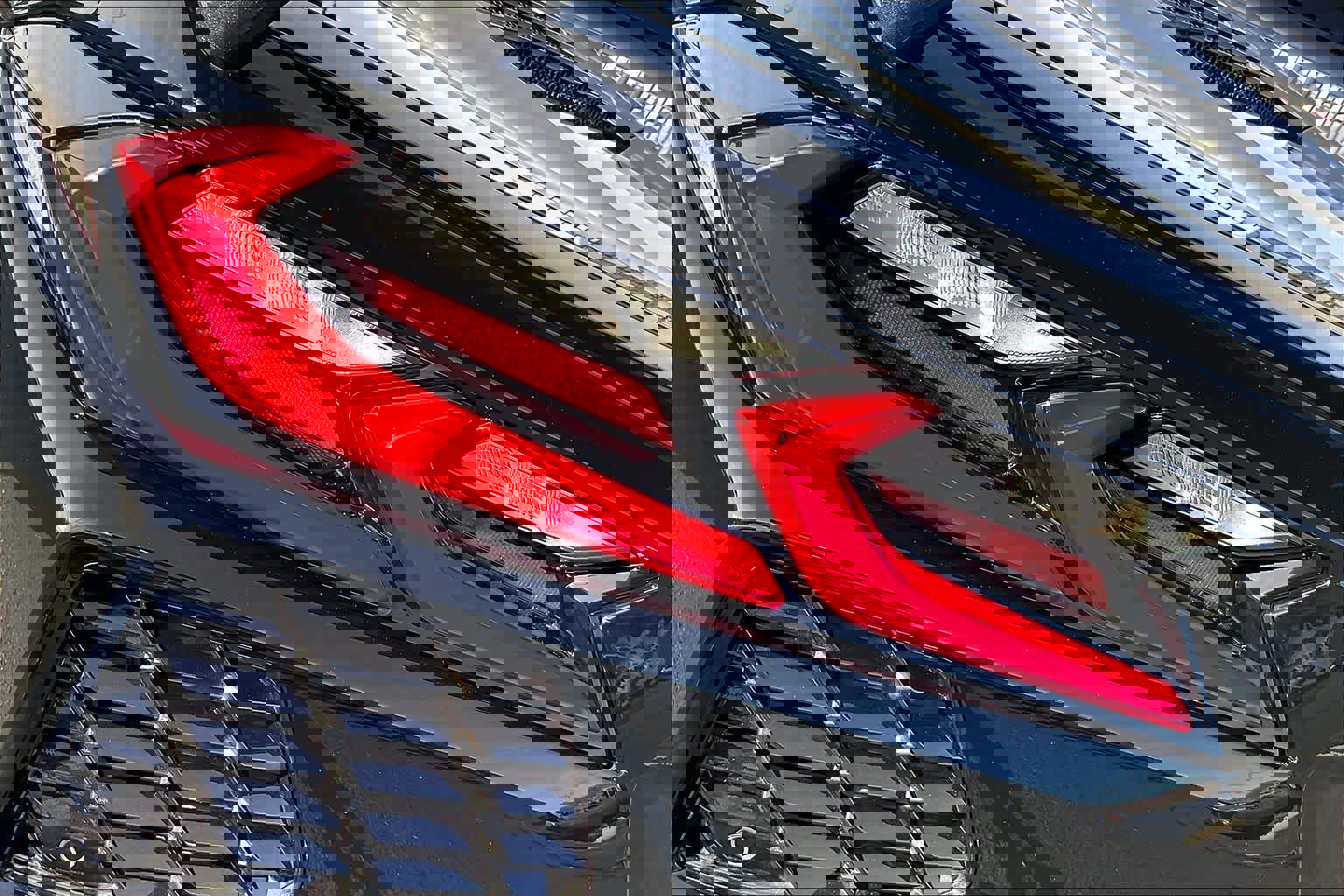 Used 2022 Chevrolet Corvette Stingray Premium Conv w/ Z51 Performance Package image 28