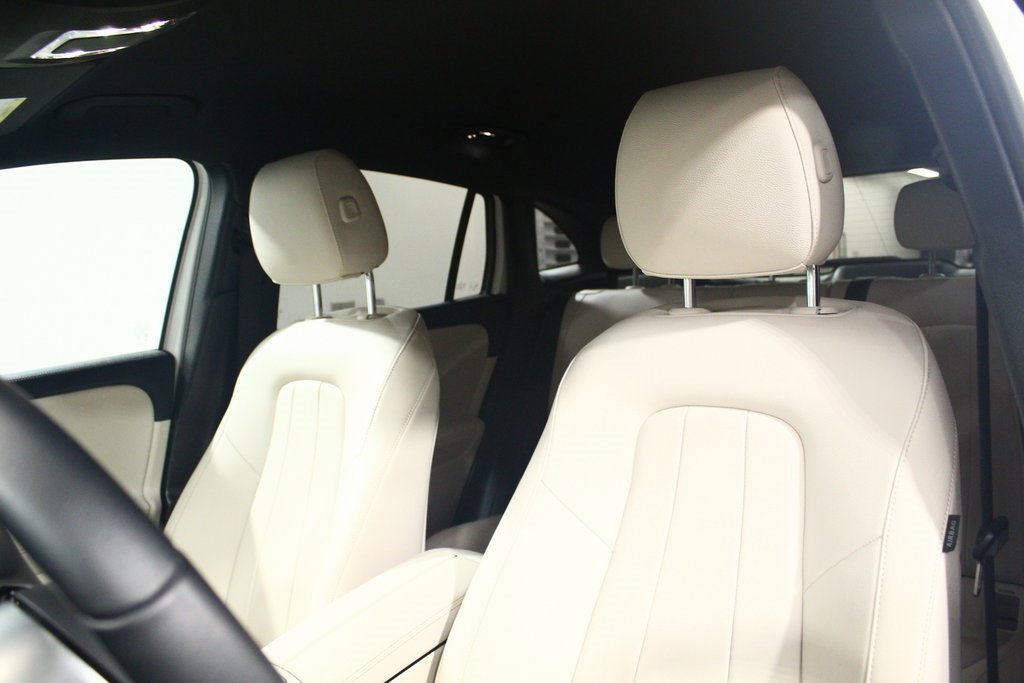 Used 2025 Mercedes-Benz GLA 250 4MATIC image 16