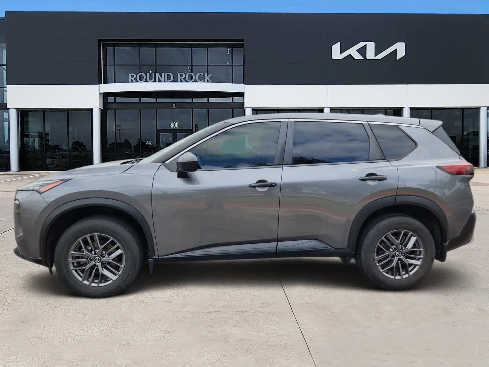 Used 2021 Nissan Rogue S AWD/4WD image 4
