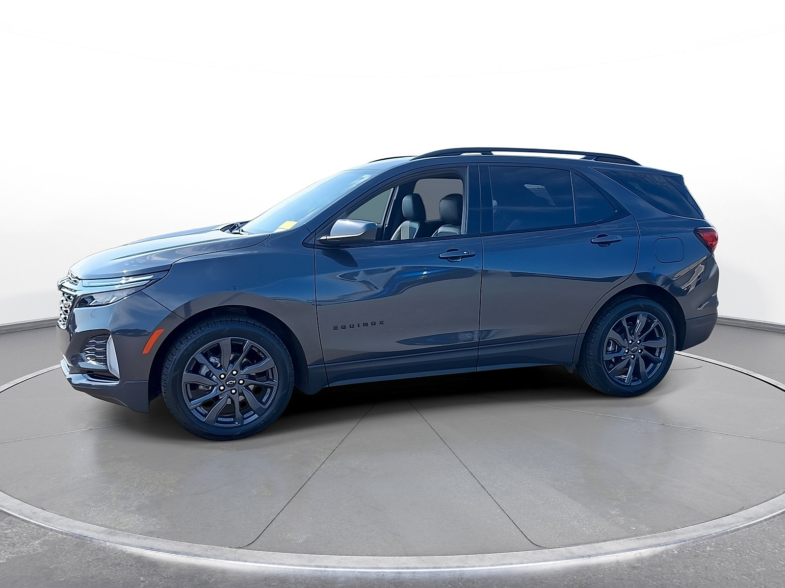 Used 2022 Chevrolet Equinox RS FWD image 4