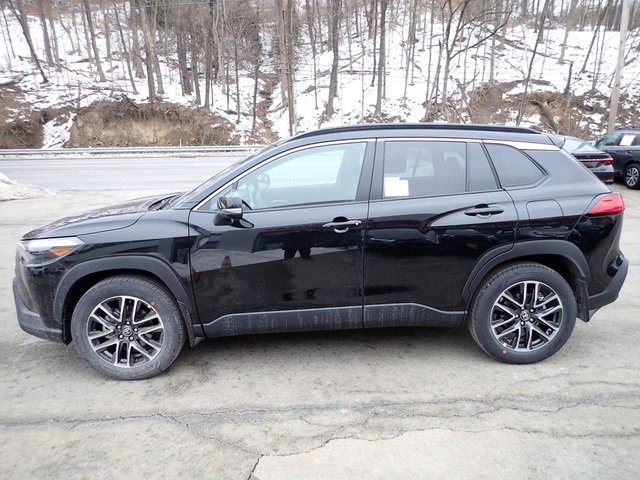 New 2026 Toyota Corolla Cross XLE image 7