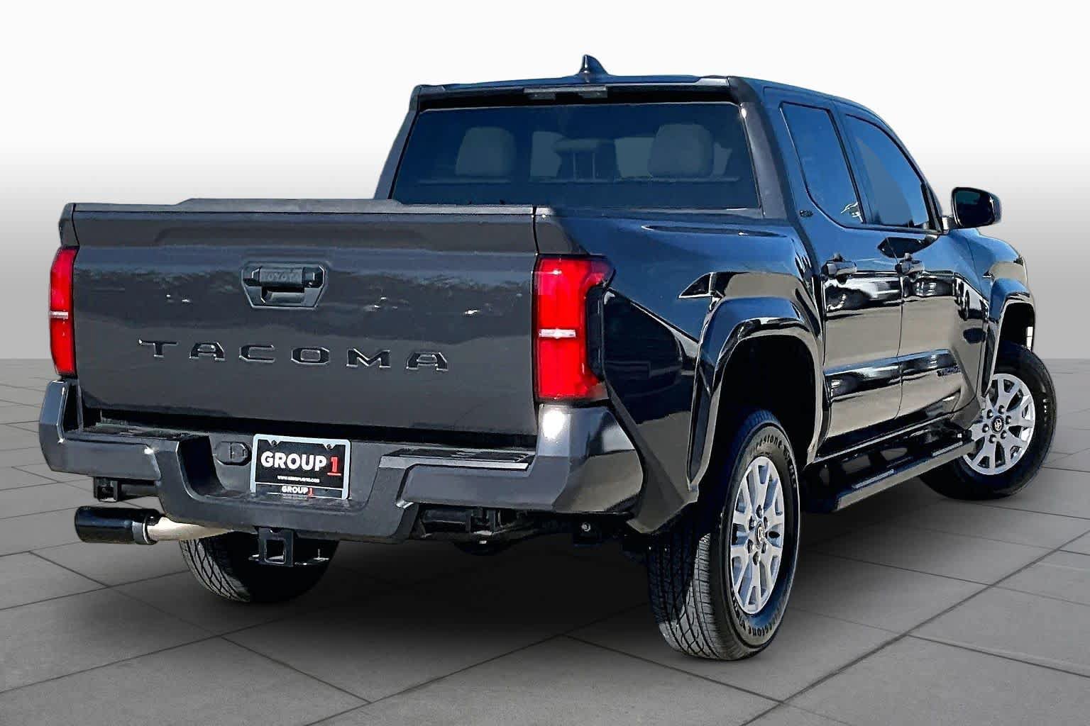 Used 2025 Toyota Tacoma SR5 RWD image 12