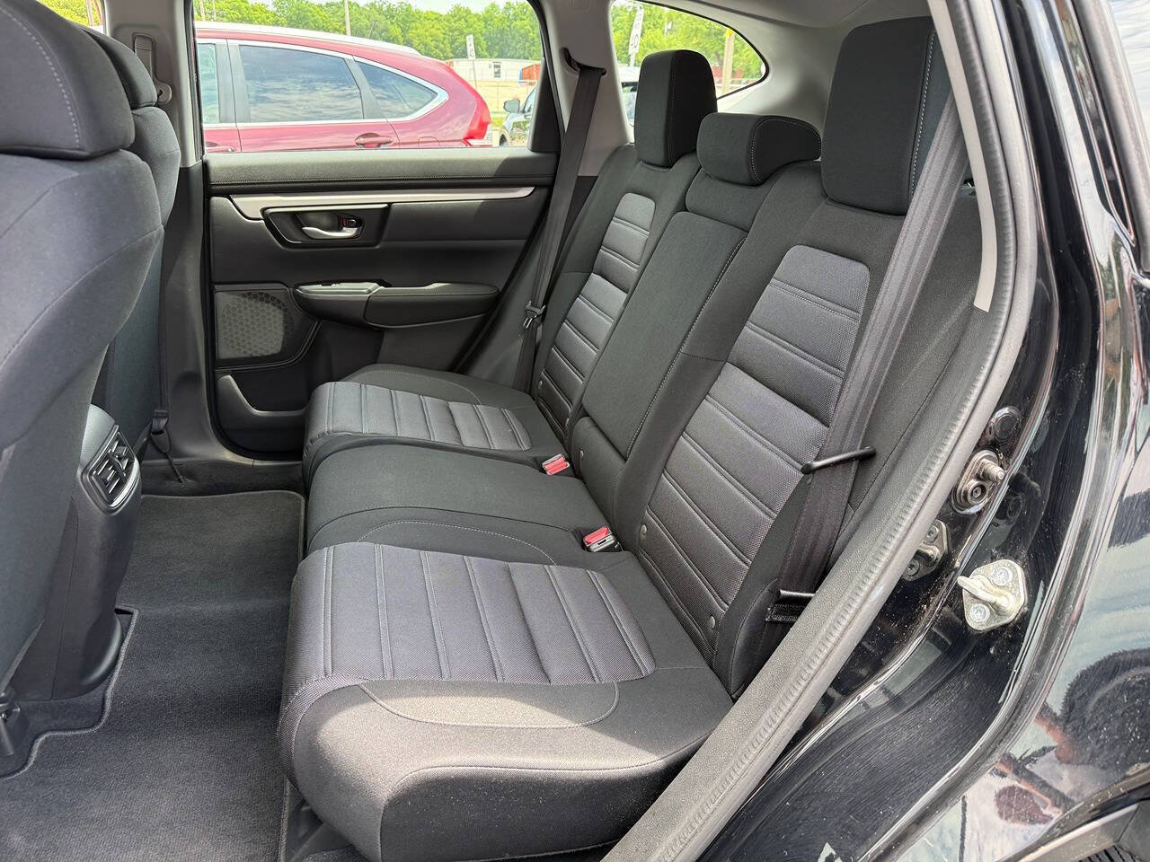 Used 2018 Honda CR-V LX image 24