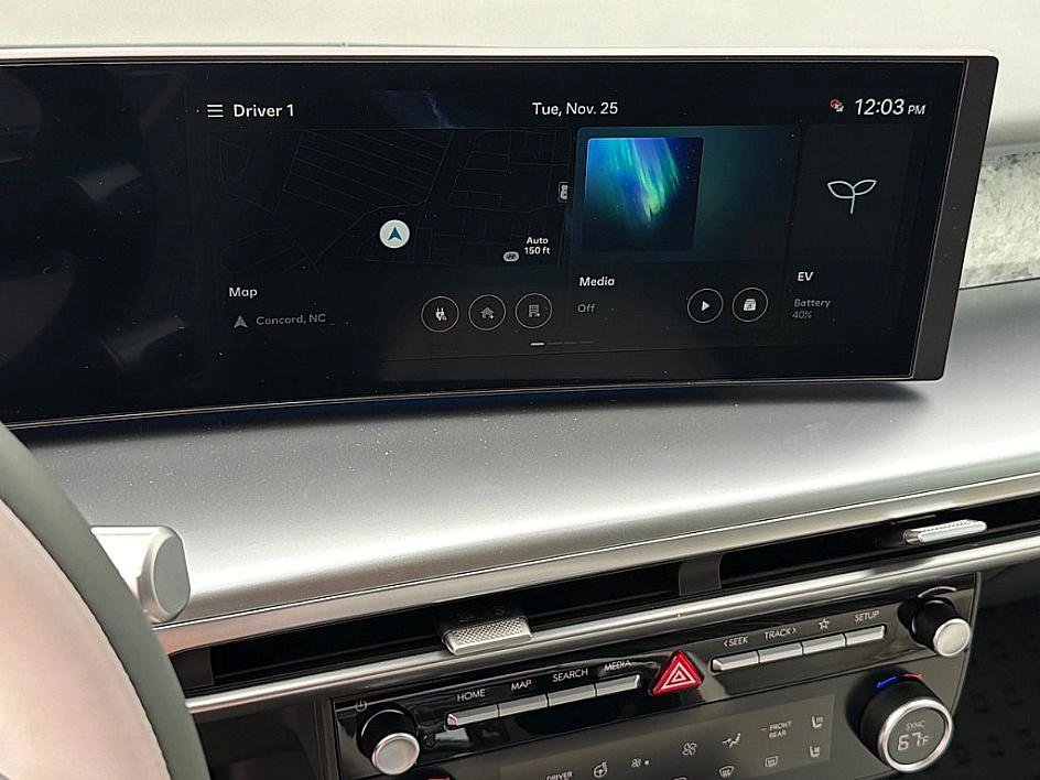 New 2026 Hyundai Ioniq 9 Calligraphy image 11