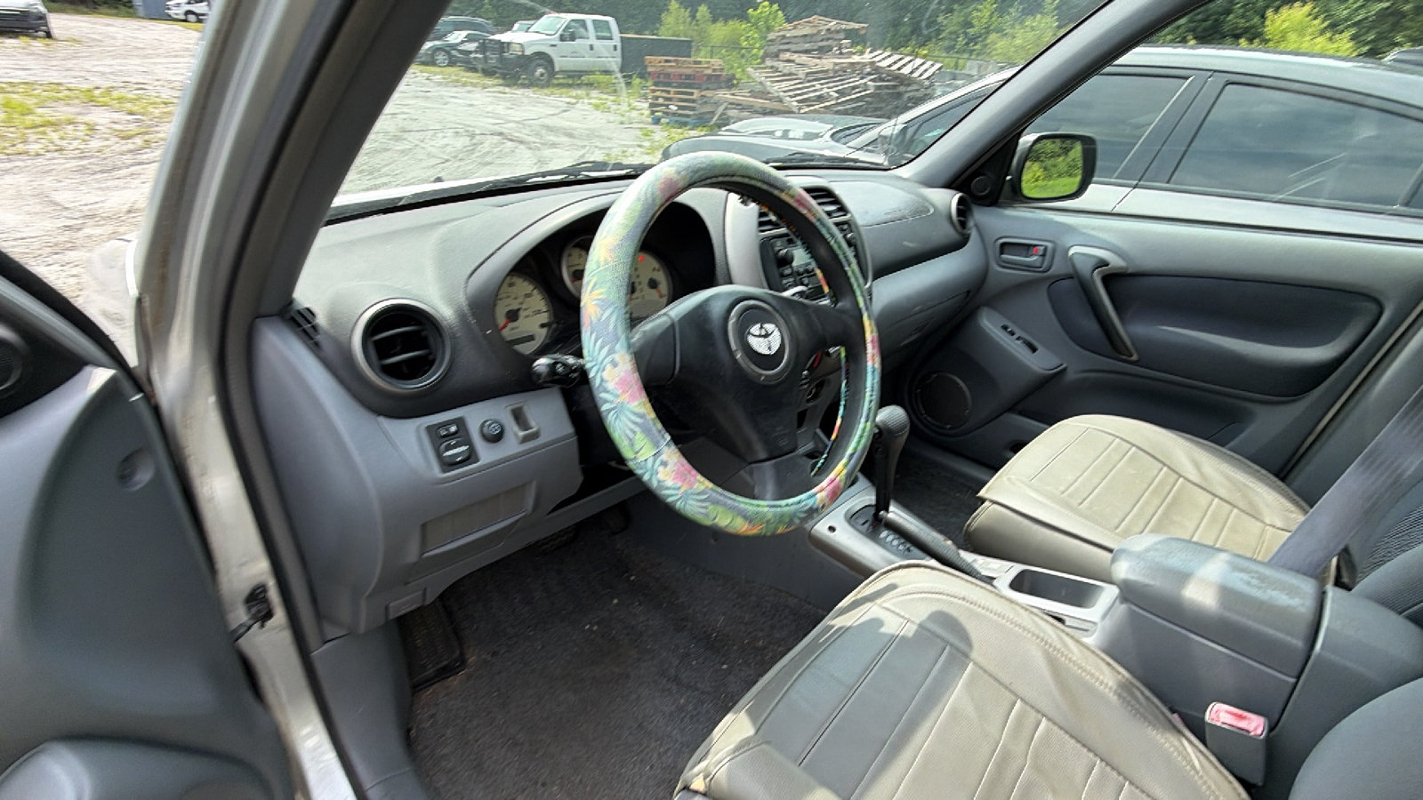Used 2002 Toyota RAV4 2WD image 14