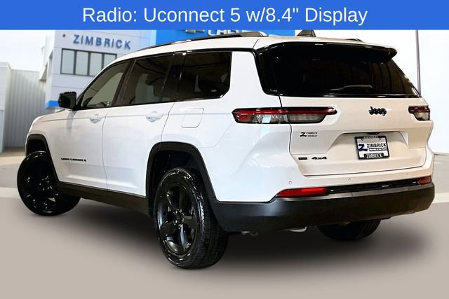 Used 2022 Jeep Grand Cherokee L Laredo AWD/4WD image 4