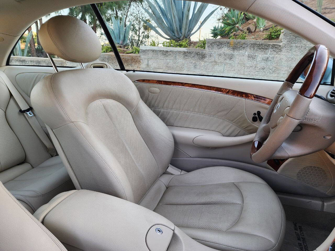 Used 2005 Mercedes-Benz CLK 320 Coupe image 17