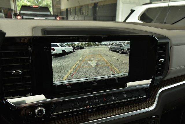 New 2025 GMC Sierra 1500 SLE w/ Preferred Package image 32