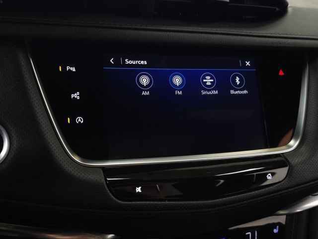 Certified 2022 Cadillac XT5 Premium Luxury w/ Technology Package image 32